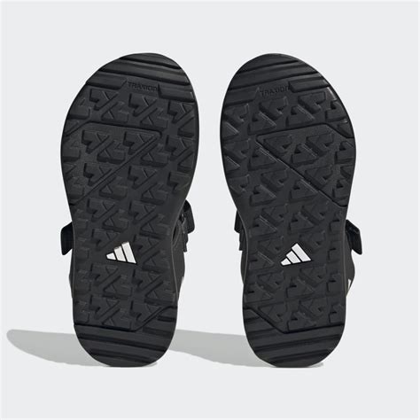 adidas sandals outlet